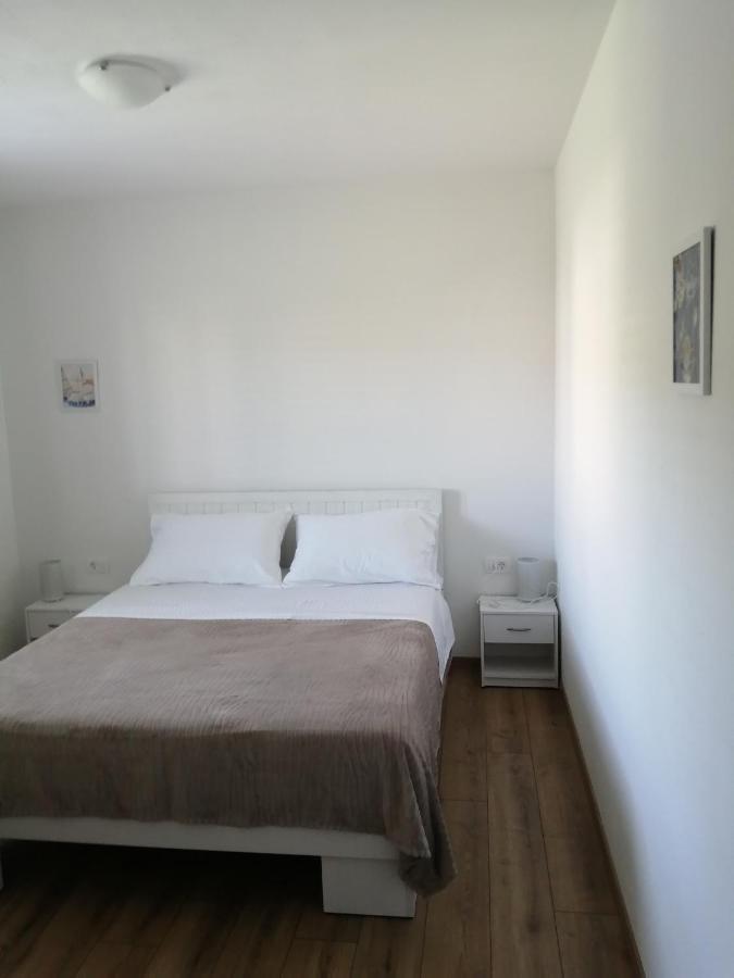 Apartment Раб Экстерьер фото